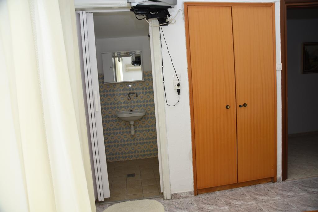 Anestis Chatzimihail Rooms Kamariotissa Exterior foto