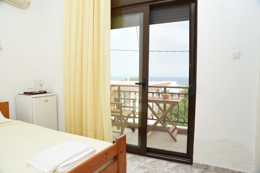 Anestis Chatzimihail Rooms Kamariotissa Exterior foto
